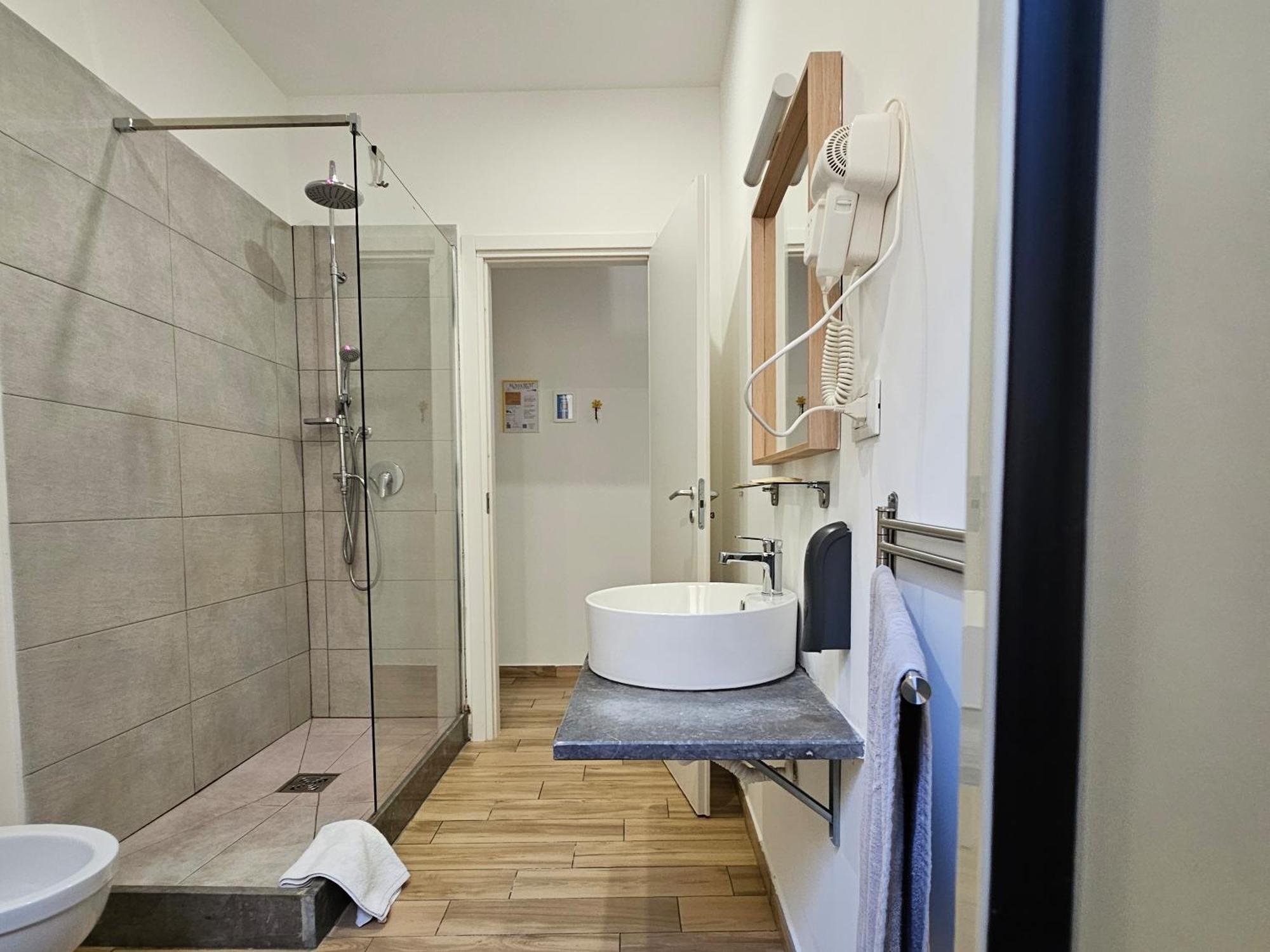 Teatro Del Sole Apartment Palermo Eksteriør billede