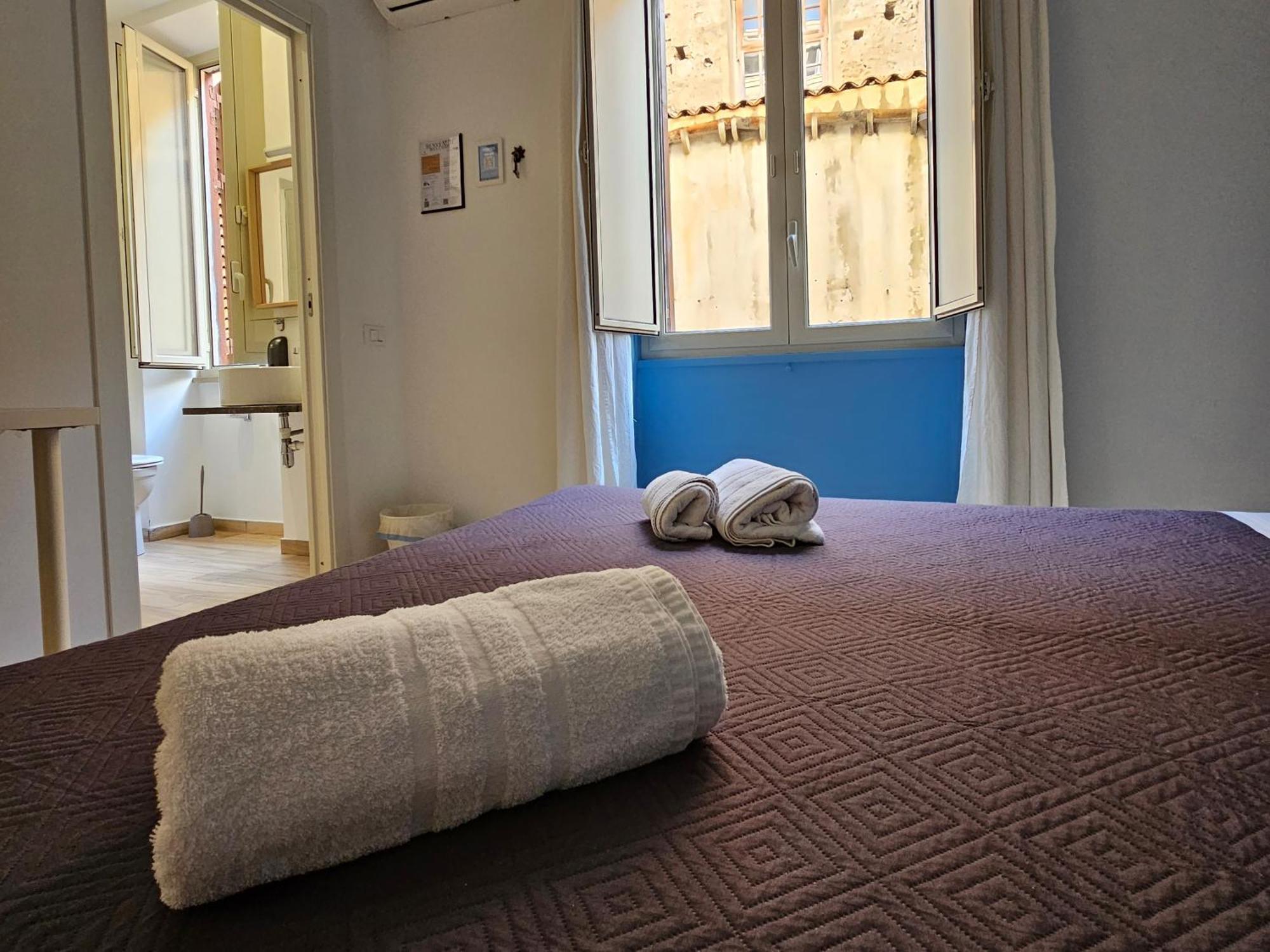 Teatro Del Sole Apartment Palermo Eksteriør billede